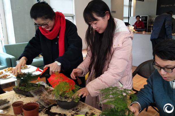 無(wú)故感覺腳后跟疼？可能是這3種情況，別不當(dāng)回事