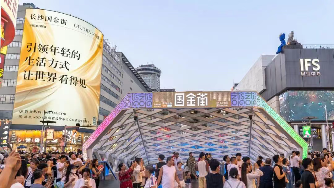 肝臟疏于照顧，導(dǎo)致一查就是肝癌晚期，身上“2疼2黃”，勿放過(guò)